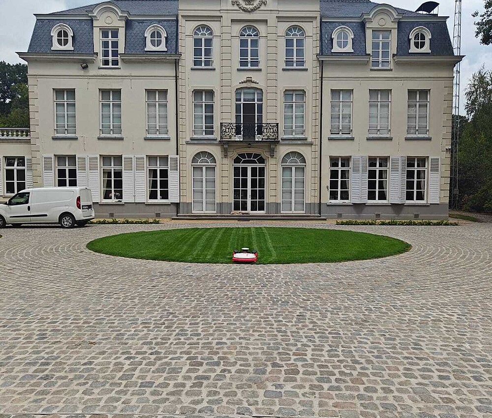 1e870ae6 d099 489f 96b3 2eae2e444204